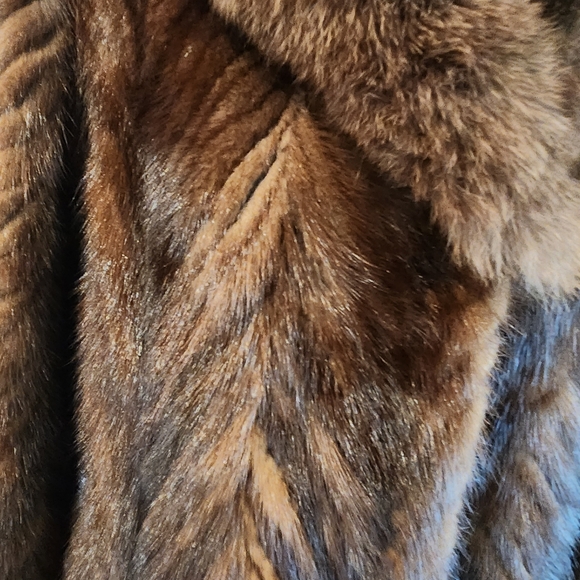 Stunning Dasco brown mink fur coat size 8 - Picture 12 of 15